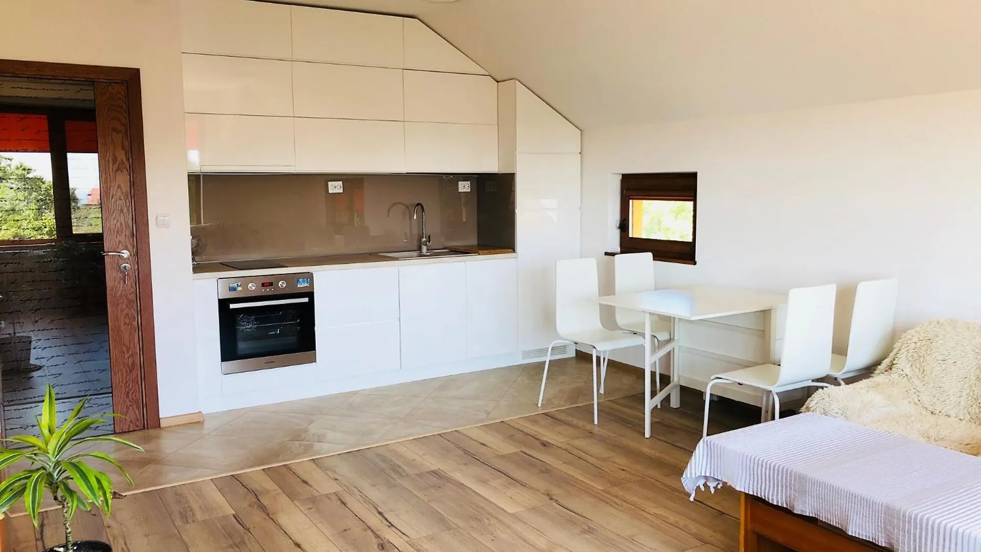 Apartment Adi Varna